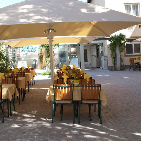 Hotel Gasthof Baeren Вайнгартен Экстерьер фото