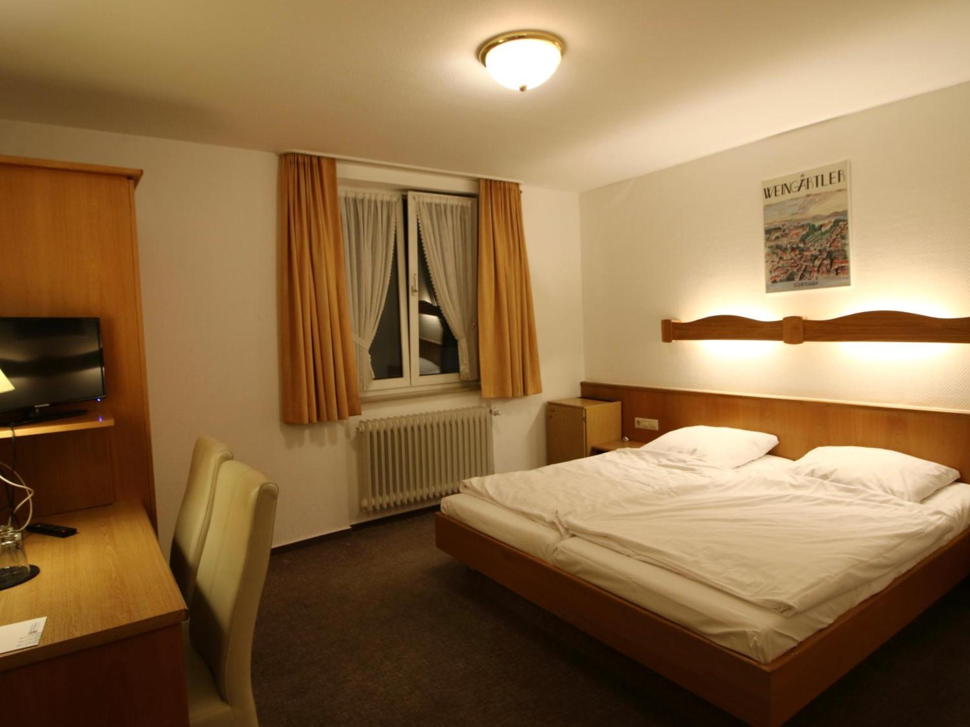 Hotel Gasthof Baeren Вайнгартен Экстерьер фото